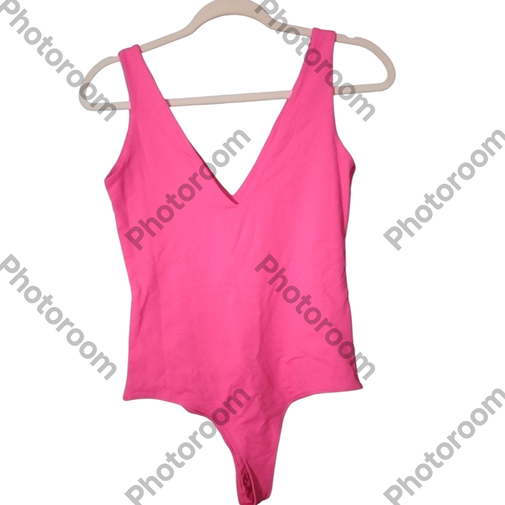 Reoria Pink V-Neck Bodysuit - Picture 2 of 2